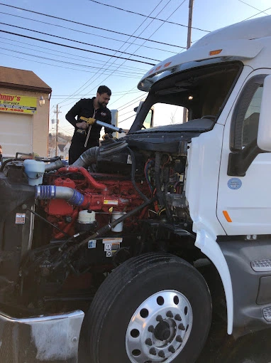 tractor trailer windshield replacement